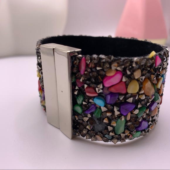 Multi colour shell bracelet - Picture 4 of 6